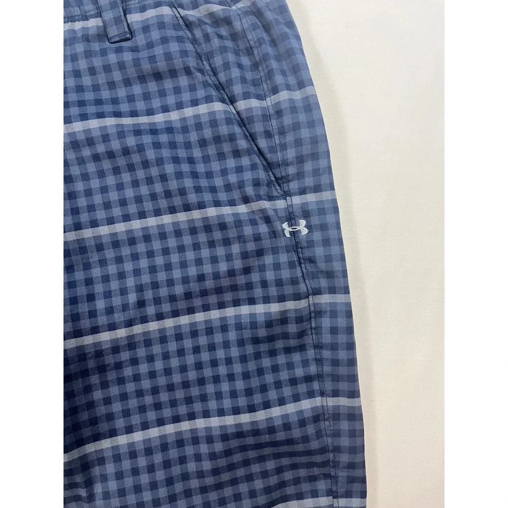 Under Armour Mens Blue Plaid Golf Shorts Size 30 Flat Front Performance Active